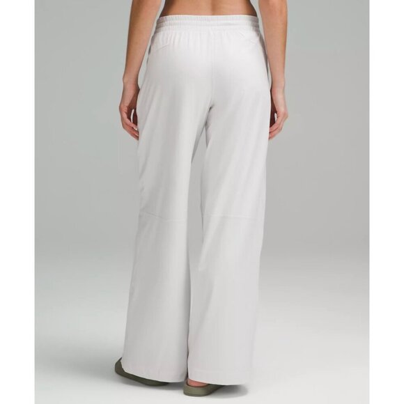 Lululemon Swift Mid Rise Wide Leg Pant in Light Vapor 2024 - Picture 3 of 16